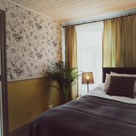Vanalinna Boutique Hotel Kuressaare Exterior foto