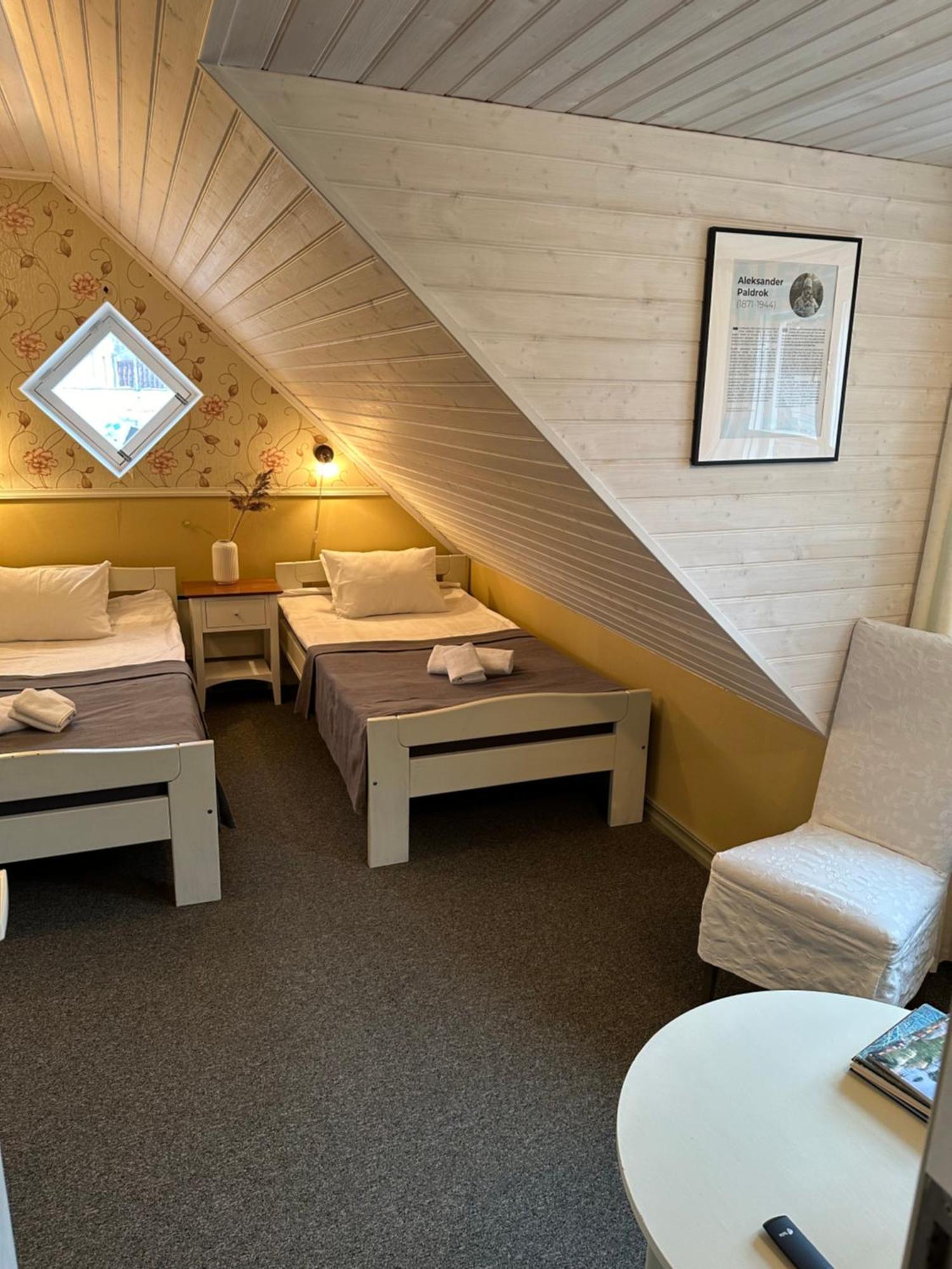 Vanalinna Boutique Hotel Kuressaare Exterior foto