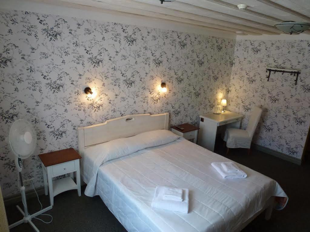 Vanalinna Boutique Hotel Kuressaare Exterior foto